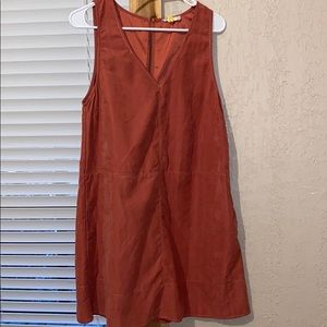 Pink felt dress with pockets